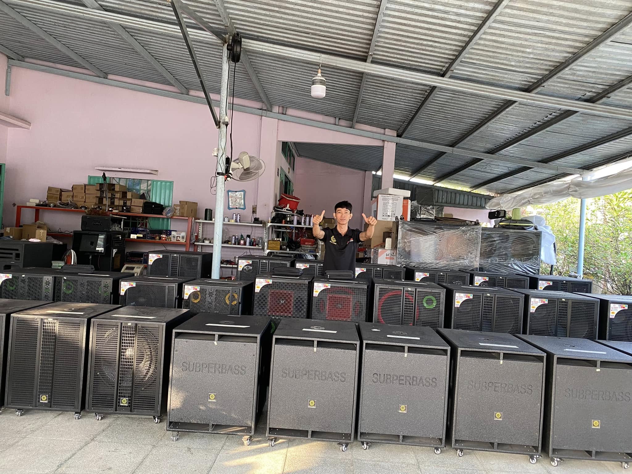 Hình ảnh về chúng tôi 2